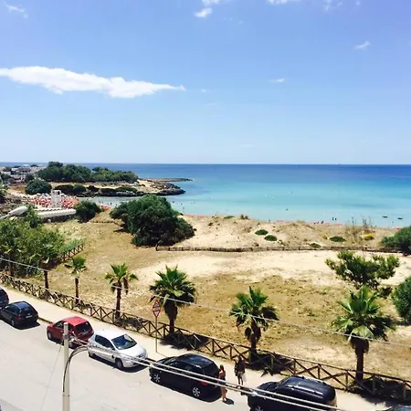 Acquamarina Beach & Bed *