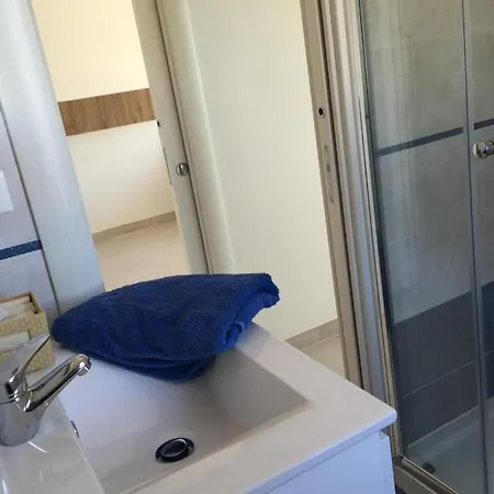 Acquamarina Beach & Bed